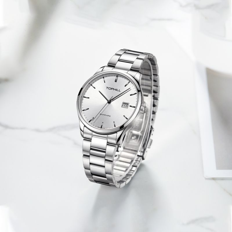 Classic Stainless Steel Quartz Watches: The Ideal Gift for Milestone Celebrations(图1)