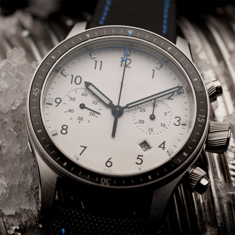 Why is a Minimalist Chronograph Watch the Perfect Graduation Gift for Young Professionals?(图3)